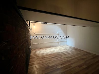 North End 2 Beds 2 Baths Boston - $4,400 No Fee