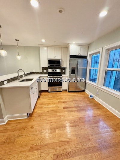 Fort Hill 4 Beds 2 Baths on Saint James Pl Townhouse in Boston Boston - $4,350 50% Fee
