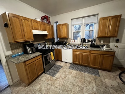 Mission Hill 4 Beds 1 Bath Boston - $5,300
