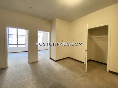 Downtown 2 Beds 1 Bath Boston - $3,400 No Fee