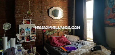 Mission Hill 2 Beds 1 Bath Boston - $2,995 No Fee