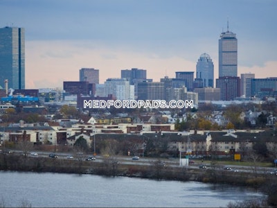 Medford 1 Bed 1 Bath MEDFORD  Wellington - $2,536