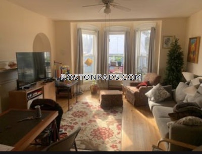 Newton 4 Beds 1 Bath  Newtonville - $3,699 75% Fee