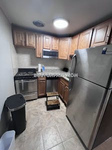 Brookline Apartment for rent 1 Bedroom 1 Bath  Coolidge Corner - $2,600 No Fee