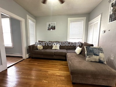 Fort Hill 3 Beds 1 Bath Boston - $3,300