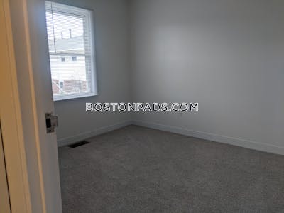 Roslindale Apartment for rent 3 Bedrooms 1 Bath Boston - $3,711