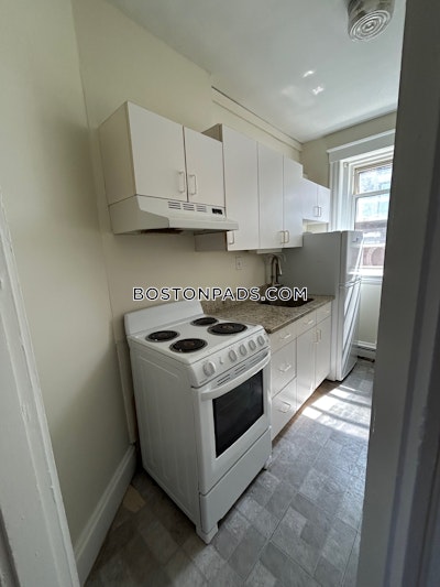 Brookline 2 Bed 1 Bath BROOKLINE- WASHINGTON SQUARE $2,600  Washington Square - $2,750