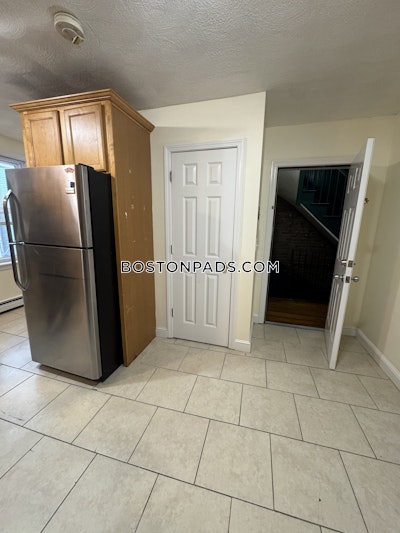 East Boston 3 Bed 1 Bath BOSTON Boston - $3,000 50% Fee