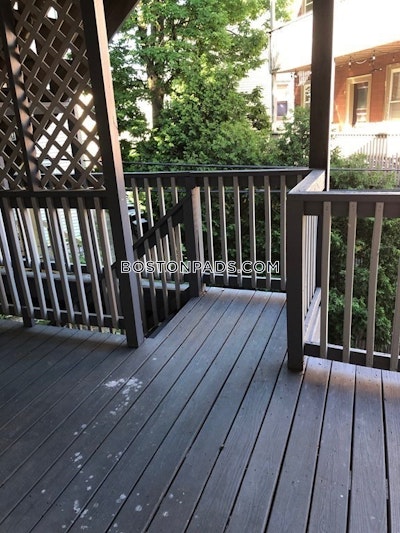 Cambridge 2 bedroom 1 baths in CAMBRIDGE  Porter Square - $3,000