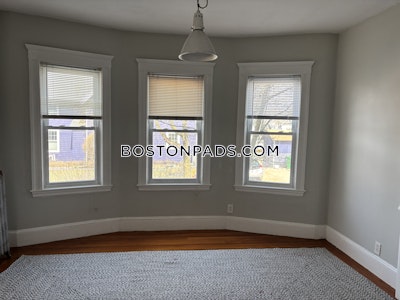 Medford Apartment for rent 2 Bedrooms 1 Bath  Tufts - $2,800