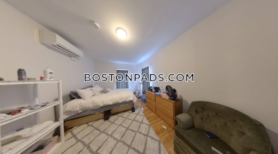Somerville 2 Bed / 1 Bath  East Somerville - $3,150