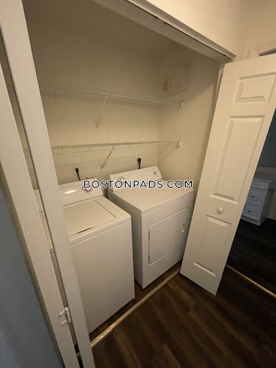 Saugus Apartment for rent 2 Bedrooms 2 Baths - $4,504 75% Fee
