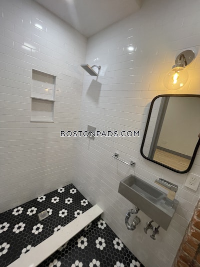 Allston Apartment for rent 4 Bedrooms 2 Baths Boston - $4,700