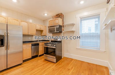 Jamaica Plain Apartment for rent 3 Bedrooms 1 Bath Boston - $5,490 50% Fee