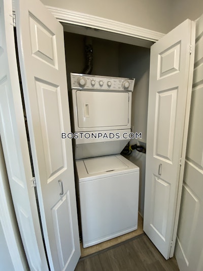 Quincy Apartment for rent 1 Bedroom 1 Bath  Quincy Center - $2,512