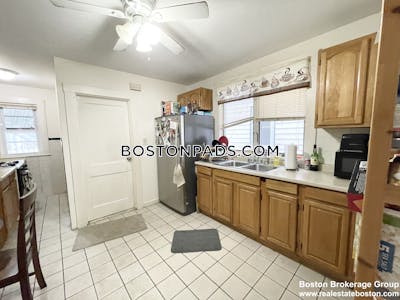 Dorchester 3 Beds 1 Bath Boston - $3,000