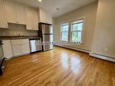 West Roxbury Apartment for rent 2 Bedrooms 1 Bath Boston - $3,600