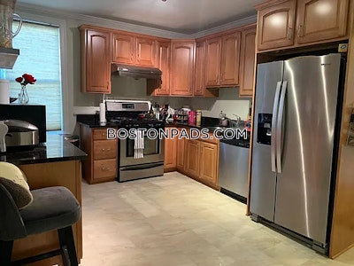 Lower Allston 3 bedroom 2 baths in BOSTON Boston - $3,600 No Fee