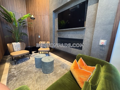 Back Bay 1 Bed 1 Bath Boston - $4,150 No Fee