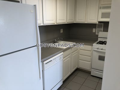 Brookline 2 Beds 1.5 Baths  Boston University - $4,300 No Fee