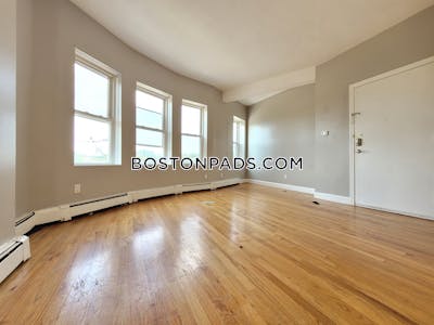 Roxbury Apartment for rent 3 Bedrooms 1 Bath Boston - $3,255 50% Fee