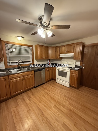 Hyde Park 1 bedroom 1 baths in BOSTON Boston - $2,150 No Fee