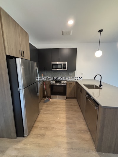West Roxbury Apartment for rent 1 Bedroom 1 Bath Boston - $3,100 No Fee