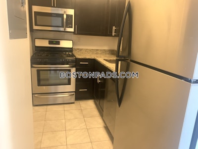 Brookline 2 Beds 1.5 Baths  Boston University - $4,000 No Fee